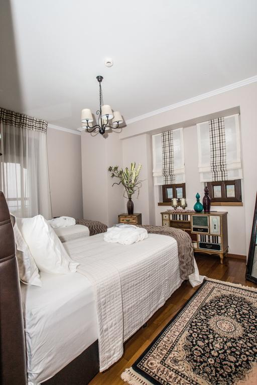 Evmorfes Villas Polýgyros Habitación foto