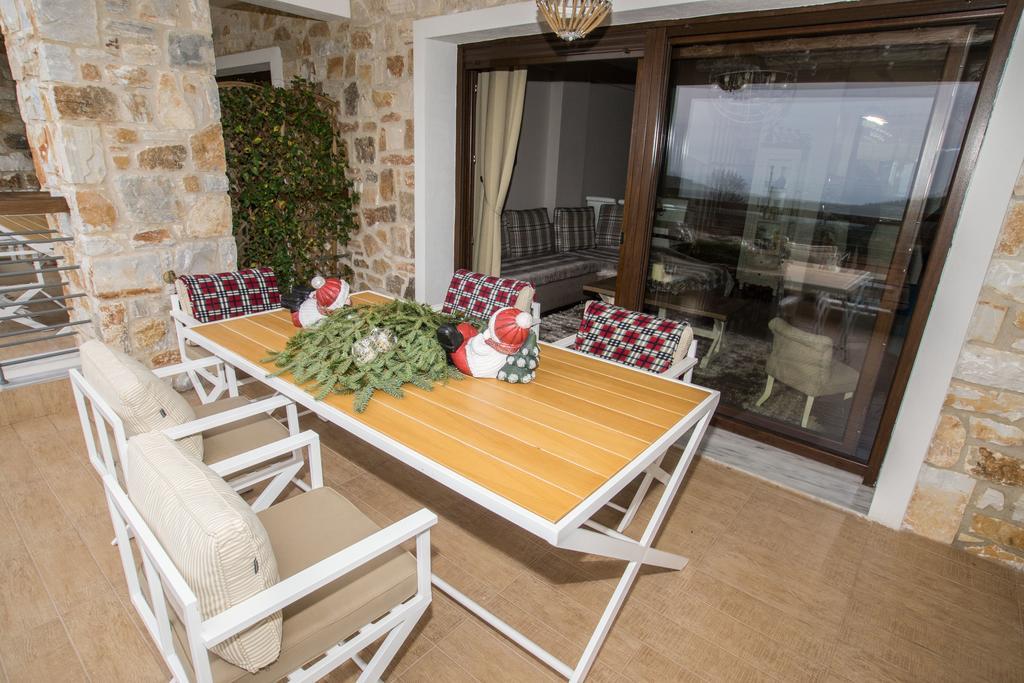 Evmorfes Villas Polýgyros Habitación foto